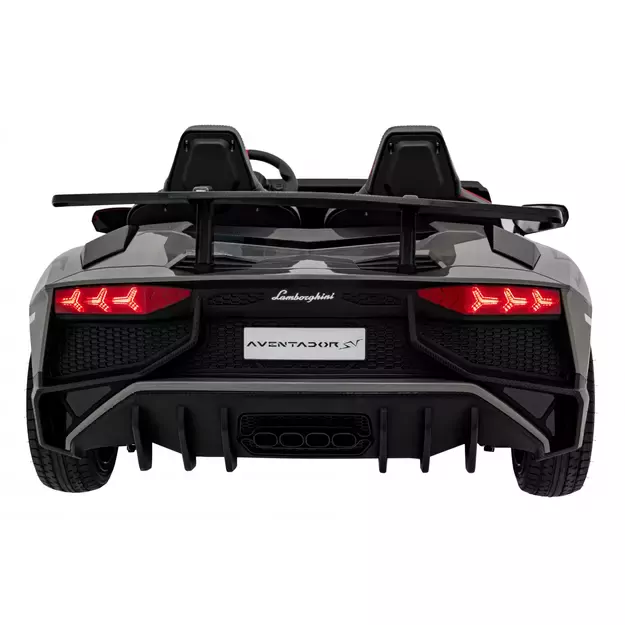 Lamborghini Aventador SV juodas