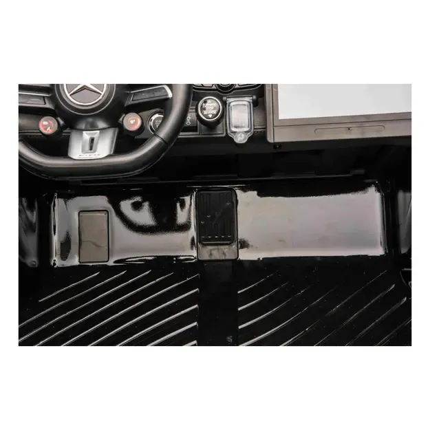 Mercedes Benz GT63 AMG juodas 16