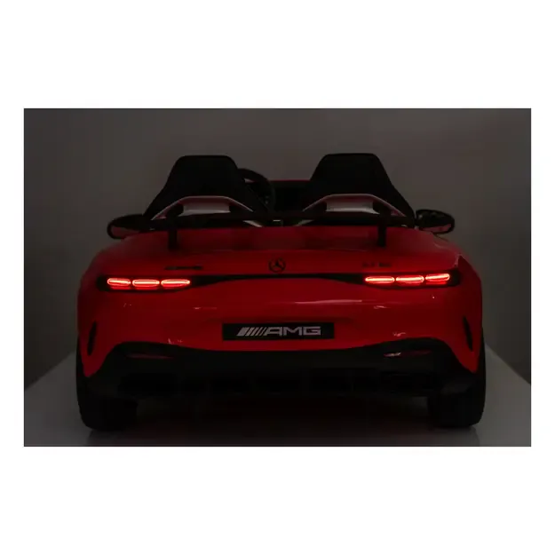 Mercedes Benz GT63 AMG Raudonas 12