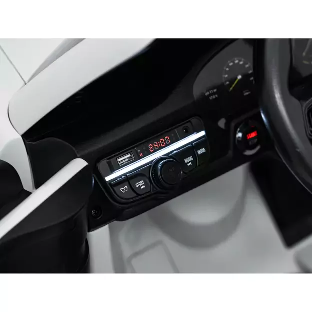 Porsche 911 GT3  MP4  Baltas 19