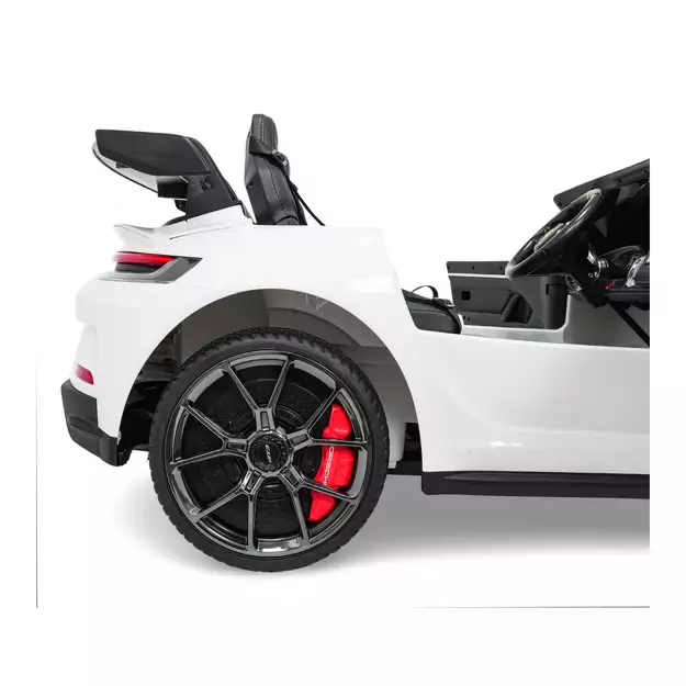 Porsche 911 GT3 STRONG Baltas 21