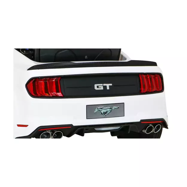 Ford Mustang GT Baltas