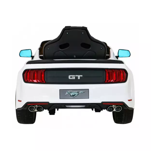 Ford Mustang GT Baltas