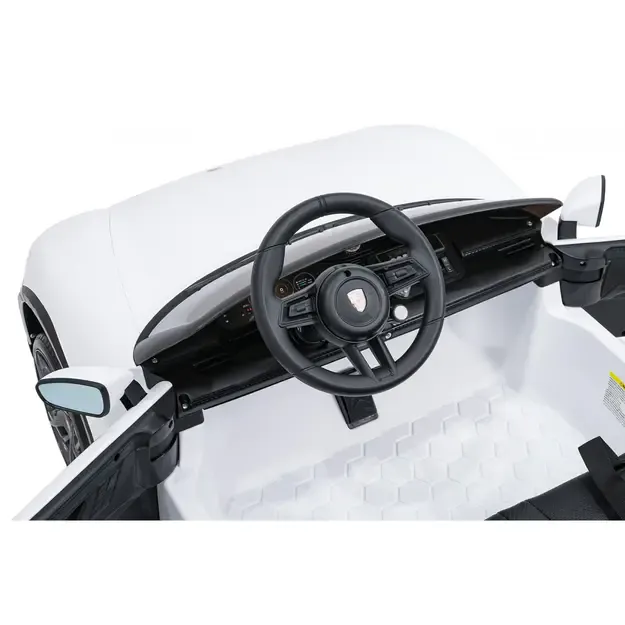 Porsche Taycan Turbo S Baltas 15