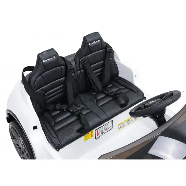 Porsche Taycan Turbo S Baltas 20