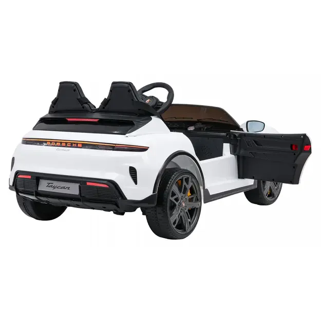 Porsche Taycan Turbo S Baltas 8